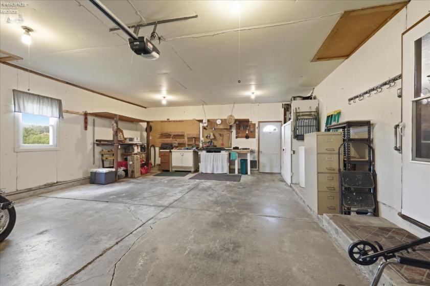 2035 Township Road 159, Tiffin, 44883, 3 Bedrooms Bedrooms, ,2 BathroomsBathrooms,Residential,For Sale,Township Road 159,20263055