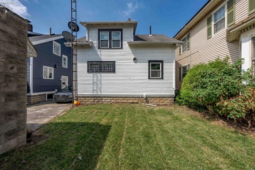 426 Lawrence Street, Sandusky, 44870, 3 Bedrooms Bedrooms, ,1 BathroomBathrooms,Residential,For Sale,Lawrence,20263097