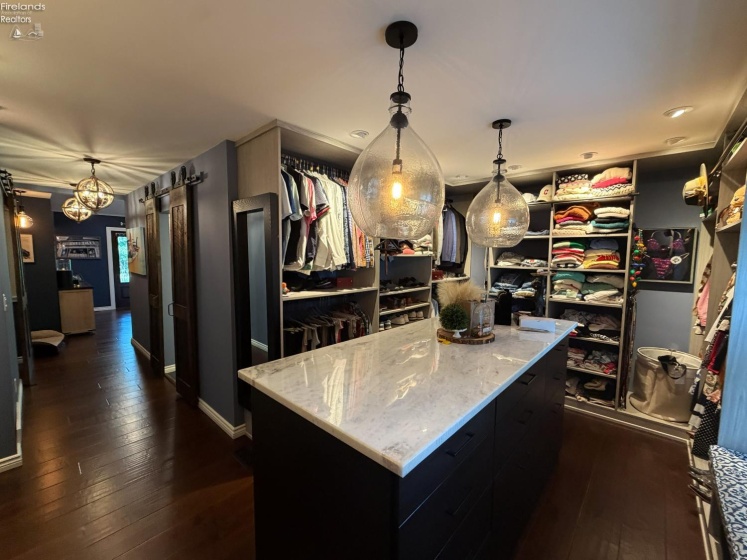 412 Gateway Boulevard, Huron, 44839, 4 Bedrooms Bedrooms, ,4 BathroomsBathrooms,Residential,For Sale,Gateway,20263110