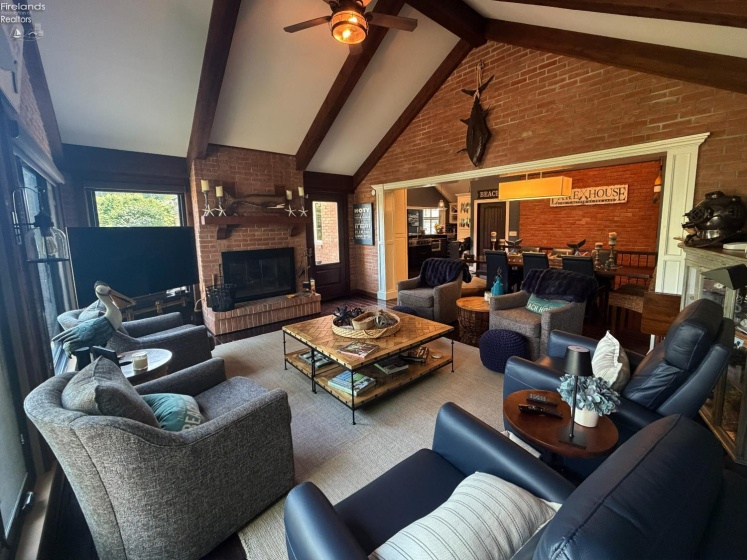 412 Gateway Boulevard, Huron, 44839, 4 Bedrooms Bedrooms, ,4 BathroomsBathrooms,Residential,For Sale,Gateway,20263110