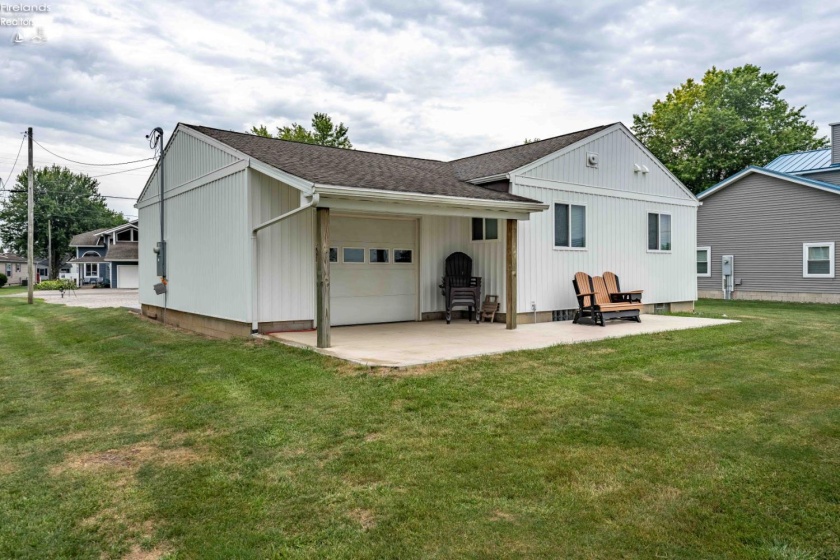 3125 Canal Road, Port Clinton, 43452, 2 Bedrooms Bedrooms, ,1 BathroomBathrooms,Residential,For Sale,Canal,20263073