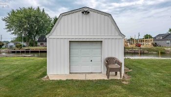 3125 Canal Road, Port Clinton, 43452, 2 Bedrooms Bedrooms, ,1 BathroomBathrooms,Residential,For Sale,Canal,20263073