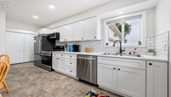 3125 Canal Road, Port Clinton, 43452, 2 Bedrooms Bedrooms, ,1 BathroomBathrooms,Residential,For Sale,Canal,20263073