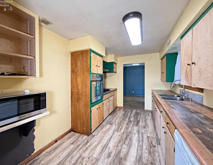 75 Glenn Street, Tiffin, 44883, 3 Bedrooms Bedrooms, ,2 BathroomsBathrooms,Residential,For Sale,Glenn,20263080