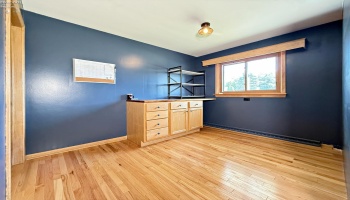 75 Glenn Street, Tiffin, 44883, 3 Bedrooms Bedrooms, ,2 BathroomsBathrooms,Residential,For Sale,Glenn,20263080