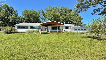 75 Glenn Street, Tiffin, 44883, 3 Bedrooms Bedrooms, ,2 BathroomsBathrooms,Residential,For Sale,Glenn,20263080