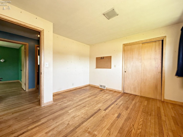 75 Glenn Street, Tiffin, 44883, 3 Bedrooms Bedrooms, ,2 BathroomsBathrooms,Residential,For Sale,Glenn,20263080