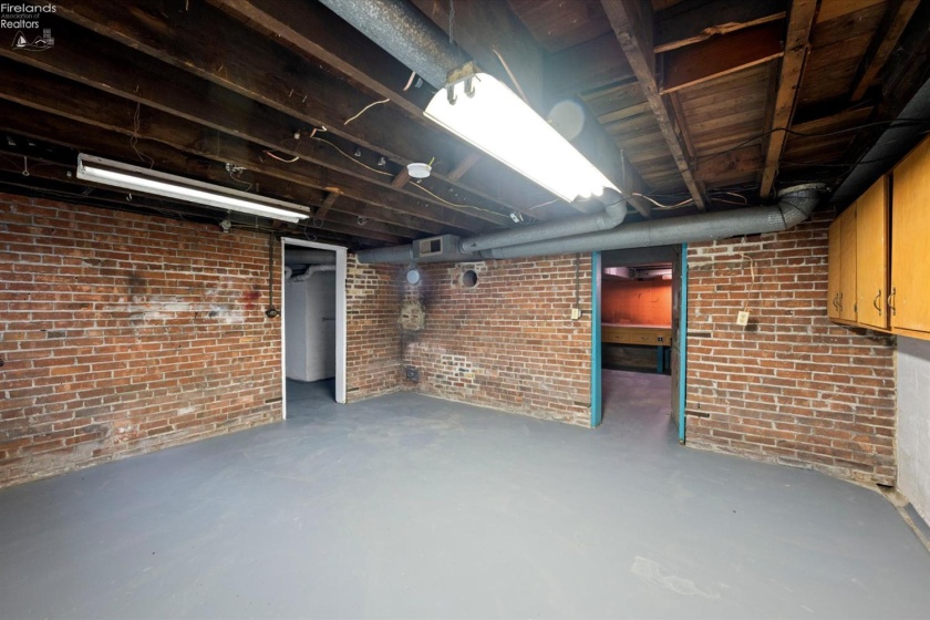 521 2nd Street, Port Clinton, 43452, 5 Bedrooms Bedrooms, ,3 BathroomsBathrooms,Residential,For Sale,2nd,20263117