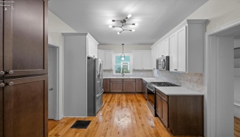 521 2nd Street, Port Clinton, 43452, 5 Bedrooms Bedrooms, ,3 BathroomsBathrooms,Residential,For Sale,2nd,20263117