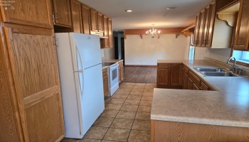 815 Williston Avenue, Fostoria, 44830, 3 Bedrooms Bedrooms, ,2 BathroomsBathrooms,Residential,For Sale,Williston,20263113