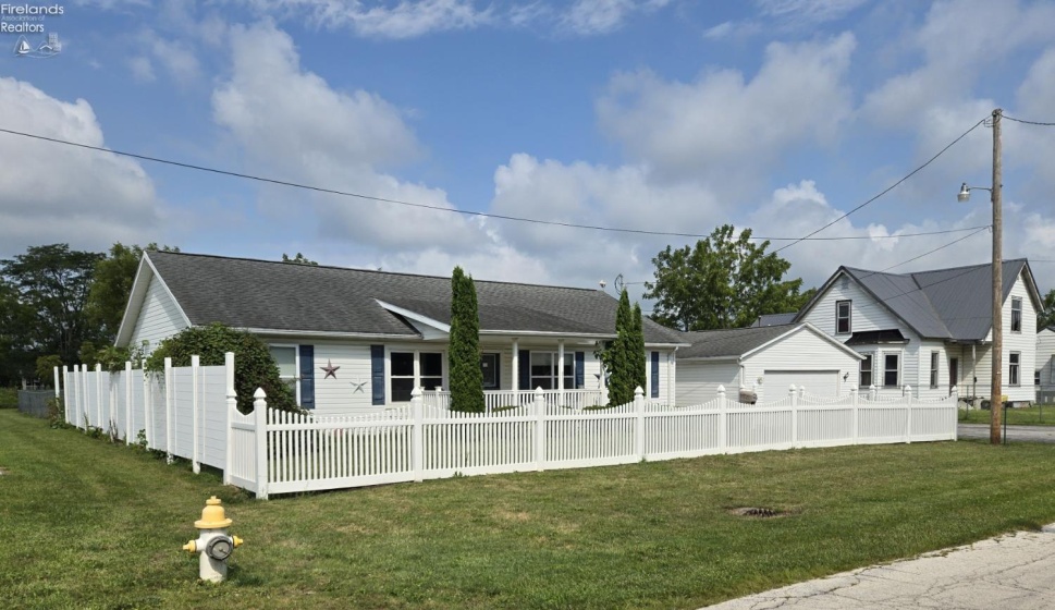 815 Williston Avenue, Fostoria, 44830, 3 Bedrooms Bedrooms, ,2 BathroomsBathrooms,Residential,For Sale,Williston,20263113