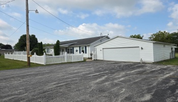 815 Williston Avenue, Fostoria, 44830, 3 Bedrooms Bedrooms, ,2 BathroomsBathrooms,Residential,For Sale,Williston,20263113