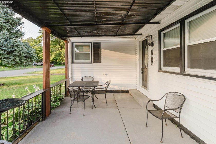 1616 Dietrick Street, Sandusky, 44870, 3 Bedrooms Bedrooms, ,1 BathroomBathrooms,Residential,For Sale,Dietrick,20263107