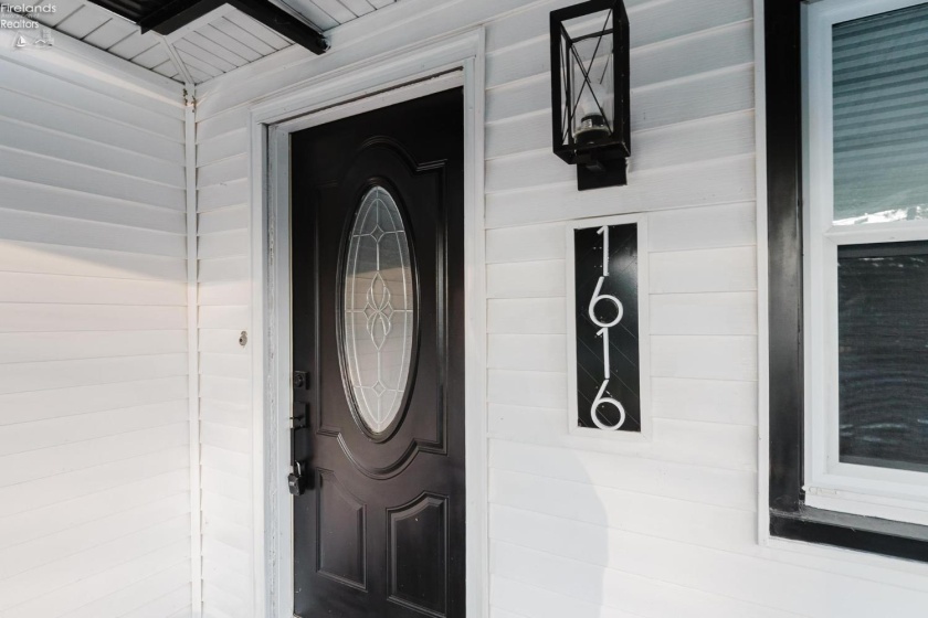 1616 Dietrick Street, Sandusky, 44870, 3 Bedrooms Bedrooms, ,1 BathroomBathrooms,Residential,For Sale,Dietrick,20263107