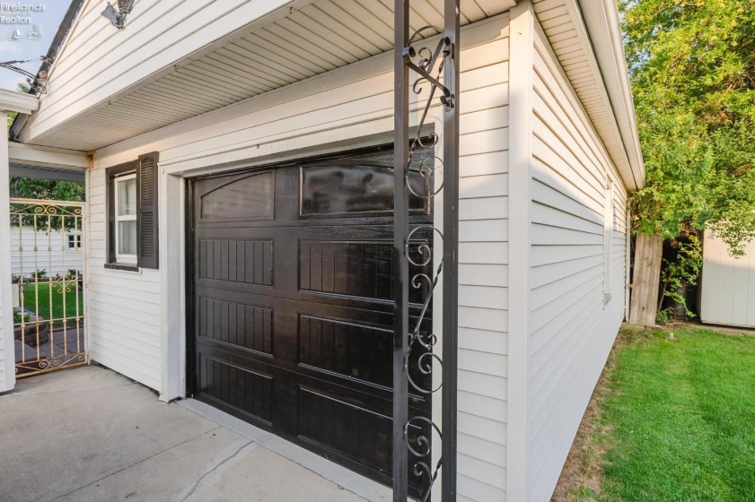 1616 Dietrick Street, Sandusky, 44870, 3 Bedrooms Bedrooms, ,1 BathroomBathrooms,Residential,For Sale,Dietrick,20263107