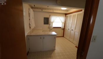 1104 Madison Street, Sandusky, 44870, 2 Bedrooms Bedrooms, ,1 BathroomBathrooms,Residential,For Sale,Madison,20263039