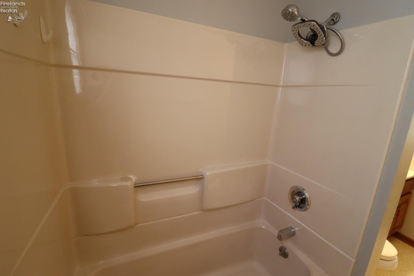 1104 Madison Street, Sandusky, 44870, 2 Bedrooms Bedrooms, ,1 BathroomBathrooms,Residential,For Sale,Madison,20263039