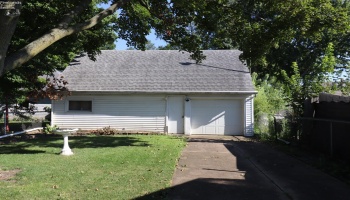 1104 Madison Street, Sandusky, 44870, 2 Bedrooms Bedrooms, ,1 BathroomBathrooms,Residential,For Sale,Madison,20263039