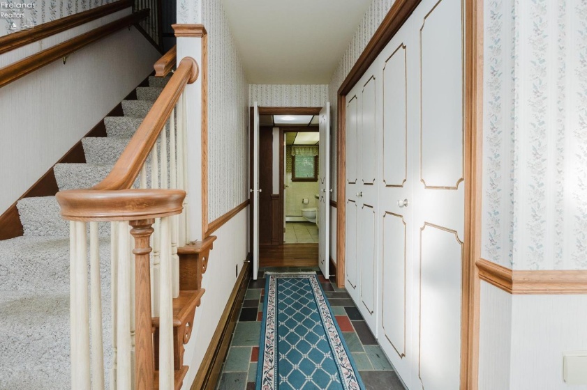 5818 Columbus Avenue, Sandusky, 44870, 4 Bedrooms Bedrooms, ,4 BathroomsBathrooms,Residential,For Sale,Columbus,20263070