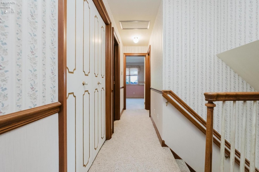 5818 Columbus Avenue, Sandusky, 44870, 4 Bedrooms Bedrooms, ,4 BathroomsBathrooms,Residential,For Sale,Columbus,20263070