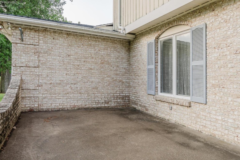 5818 Columbus Avenue, Sandusky, 44870, 4 Bedrooms Bedrooms, ,4 BathroomsBathrooms,Residential,For Sale,Columbus,20263070