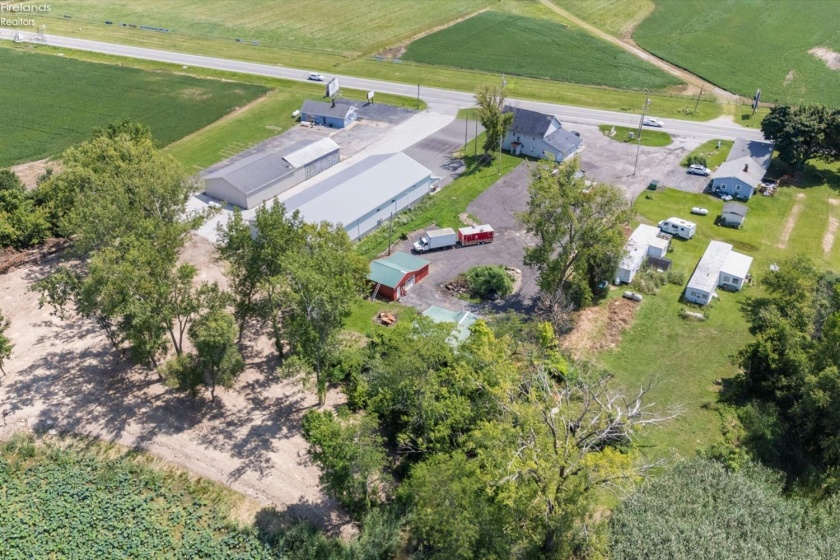 2669 Harbor Road, Port Clinton, 43452, ,Commercial,For Sale,Harbor,20263092