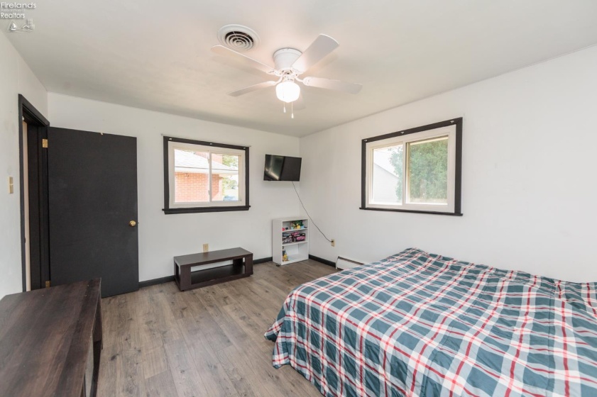 247 South Norwalk Road, Norwalk, 44857, 3 Bedrooms Bedrooms, ,2 BathroomsBathrooms,Residential,For Sale,South Norwalk,20263137