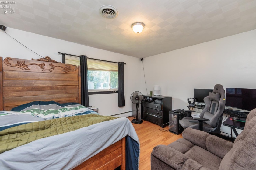 247 South Norwalk Road, Norwalk, 44857, 3 Bedrooms Bedrooms, ,2 BathroomsBathrooms,Residential,For Sale,South Norwalk,20263137