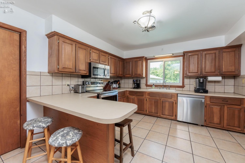 247 South Norwalk Road, Norwalk, 44857, 3 Bedrooms Bedrooms, ,2 BathroomsBathrooms,Residential,For Sale,South Norwalk,20263137