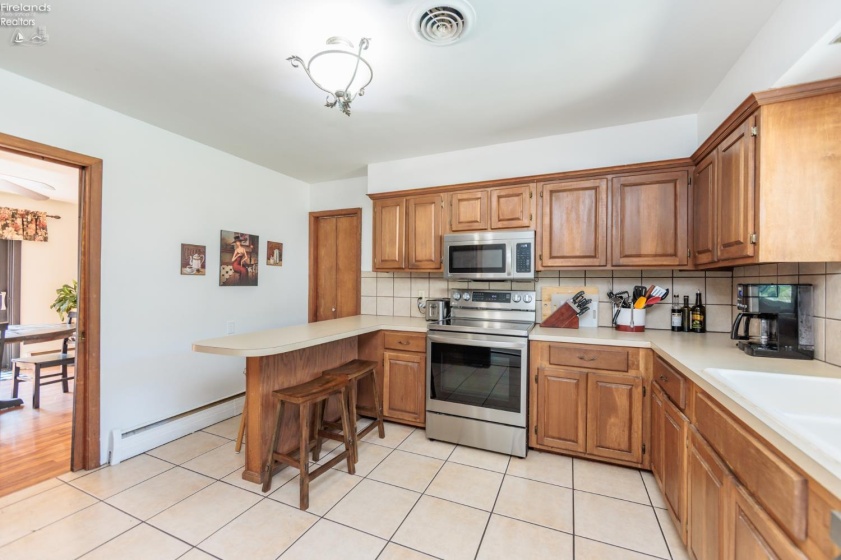 247 South Norwalk Road, Norwalk, 44857, 3 Bedrooms Bedrooms, ,2 BathroomsBathrooms,Residential,For Sale,South Norwalk,20263137