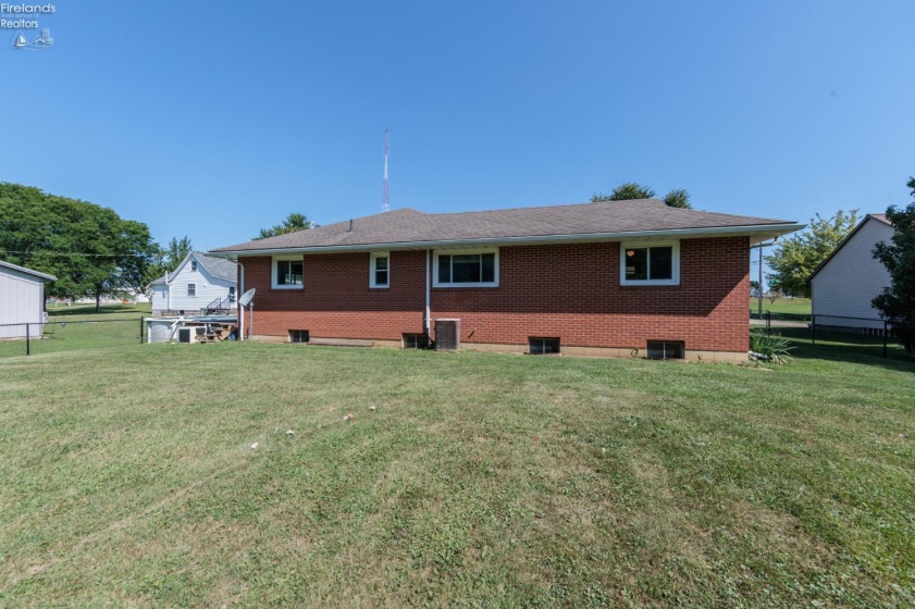 247 South Norwalk Road, Norwalk, 44857, 3 Bedrooms Bedrooms, ,2 BathroomsBathrooms,Residential,For Sale,South Norwalk,20263137
