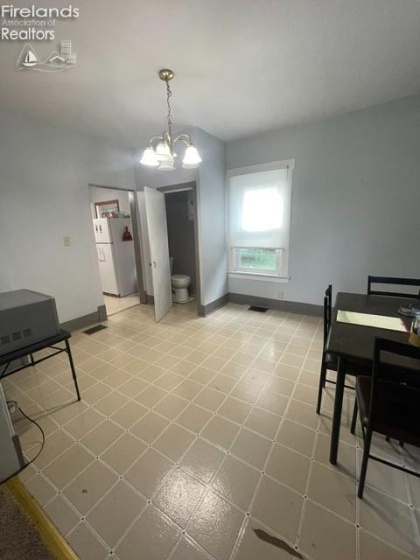 164 Benner Street, Tiffin, 44883, 6 Bedrooms Bedrooms, ,3 BathroomsBathrooms,Residential,For Sale,Benner,20263123