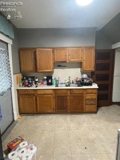 164 Benner Street, Tiffin, 44883, 6 Bedrooms Bedrooms, ,3 BathroomsBathrooms,Residential,For Sale,Benner,20263123
