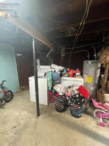 164 Benner Street, Tiffin, 44883, 6 Bedrooms Bedrooms, ,3 BathroomsBathrooms,Residential,For Sale,Benner,20263123