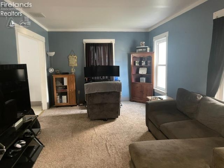 164 Benner Street, Tiffin, 44883, 6 Bedrooms Bedrooms, ,3 BathroomsBathrooms,Residential,For Sale,Benner,20263123