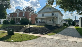 227 Franklin Street, Tiffin, 44883, 3 Bedrooms Bedrooms, ,1 BathroomBathrooms,Residential,For Sale,Franklin,20263143 227 Franklin Street, Tiffin, 44883, 3 Bedrooms Bedrooms, ,1 BathroomBathrooms,Residential,For Sale,Franklin,20263143