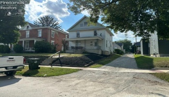 227 Franklin Street, Tiffin, 44883, 3 Bedrooms Bedrooms, ,1 BathroomBathrooms,Residential,For Sale,Franklin,20263143 227 Franklin Street, Tiffin, 44883, 3 Bedrooms Bedrooms, ,1 BathroomBathrooms,Residential,For Sale,Franklin,20263143