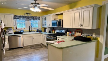 23 Norwood Avenue, Norwalk, 44857, 4 Bedrooms Bedrooms, ,3 BathroomsBathrooms,Residential,For Sale,Norwood,20263155 23 Norwood Avenue, Norwalk, 44857, 4 Bedrooms Bedrooms, ,3 BathroomsBathrooms,Residential,For Sale,Norwood,20263155