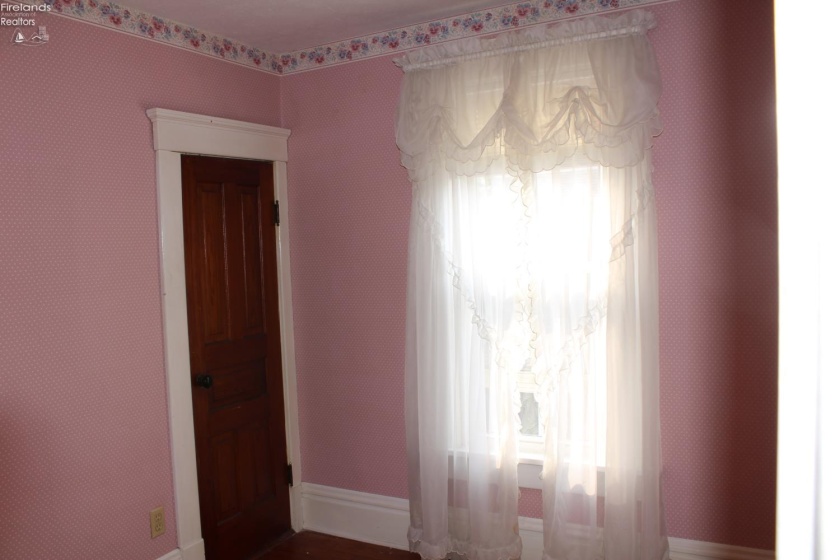 131 Ashford Avenue, Bellevue, 44811, 4 Bedroom Bedrooms, ,2 BathroomBathrooms,Residential,For Sale,Ashford,20263065