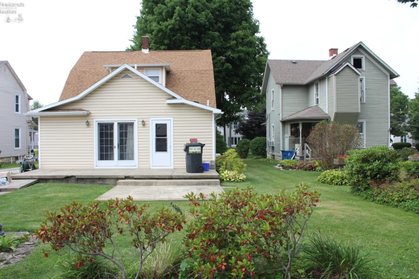 131 Ashford Avenue, Bellevue, 44811, 4 Bedroom Bedrooms, ,2 BathroomBathrooms,Residential,For Sale,Ashford,20263065