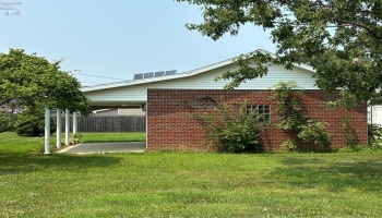 30 Warren Street, Tiffin, 44883, 2 Bedrooms Bedrooms, ,2 BathroomsBathrooms,Residential,For Sale,Warren,20263156
