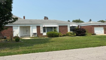30 Warren Street, Tiffin, 44883, 2 Bedrooms Bedrooms, ,2 BathroomsBathrooms,Residential,For Sale,Warren,20263156 30 Warren Street, Tiffin, 44883, 2 Bedrooms Bedrooms, ,2 BathroomsBathrooms,Residential,For Sale,Warren,20263156