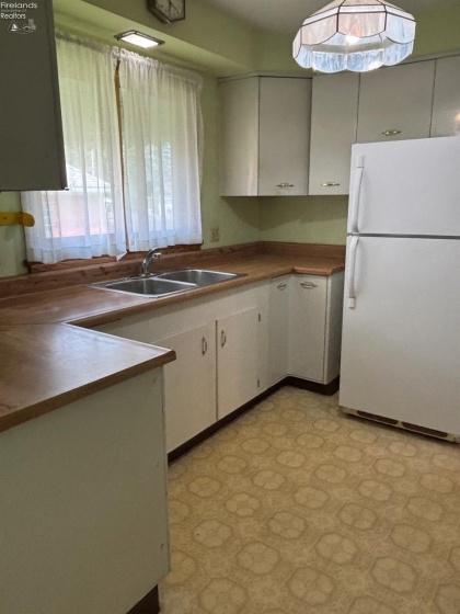 30 Warren Street, Tiffin, 44883, 2 Bedrooms Bedrooms, ,2 BathroomsBathrooms,Residential,For Sale,Warren,20263156