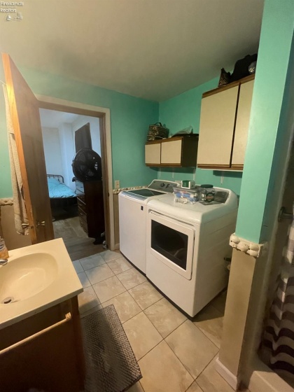 25 Maple Street, Tiffin, 44883, 4 Bedrooms Bedrooms, ,2 BathroomsBathrooms,Residential,For Sale,Maple,20263163