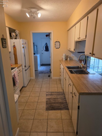 1361 Cleveland Road, Huron, 44839, 2 Bedrooms Bedrooms, ,2 BathroomsBathrooms,Residential,For Sale,Cleveland,20263168
