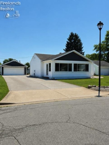 4157 Fox Avenue, Clyde, 43410, 3 Bedrooms Bedrooms, ,1 BathroomBathrooms,Residential,For Sale,Fox,20263165