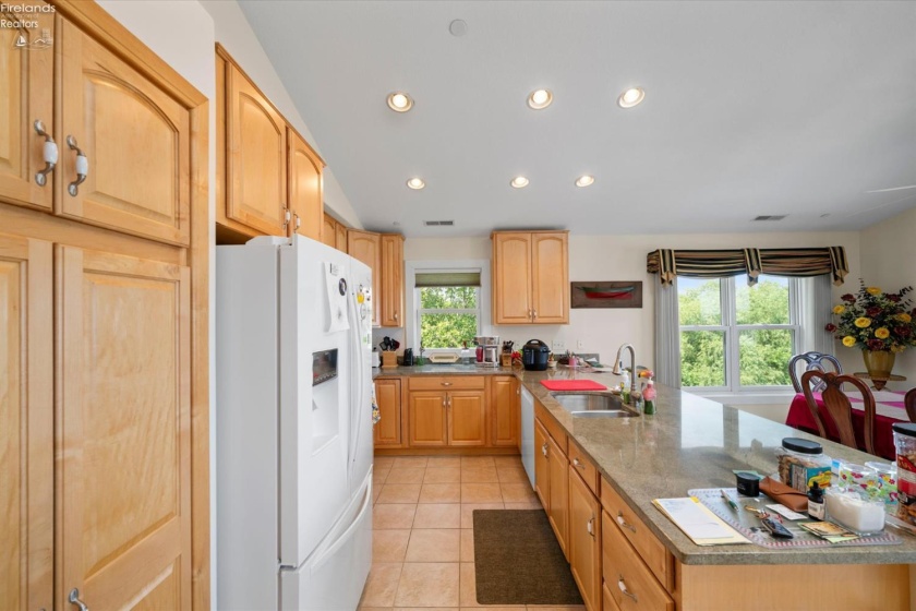 6011 Harbor Road, Marblehead, 43440, 3 Bedrooms Bedrooms, ,2 BathroomsBathrooms,Residential,For Sale,Harbor,20263120