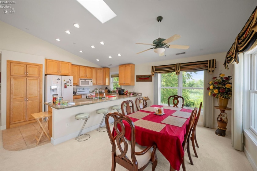 6011 Harbor Road, Marblehead, 43440, 3 Bedrooms Bedrooms, ,2 BathroomsBathrooms,Residential,For Sale,Harbor,20263120