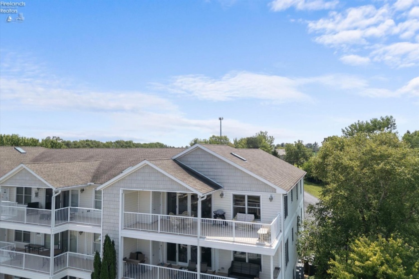 6011 Harbor Road, Marblehead, 43440, 3 Bedrooms Bedrooms, ,2 BathroomsBathrooms,Residential,For Sale,Harbor,20263120
