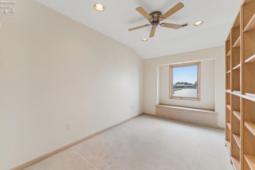 544 Nantucket Drive, Sandusky, 44870, 2 Bedrooms Bedrooms, ,3 BathroomsBathrooms,Residential,For Sale,Nantucket,20263149